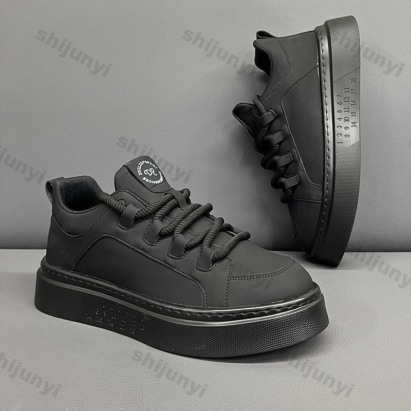 ผู้ชายกีฬาสีขาวรองเท้า 2025 ฤด - Mens Fashion Autumn 2025 บทวิจารณ์และราคา