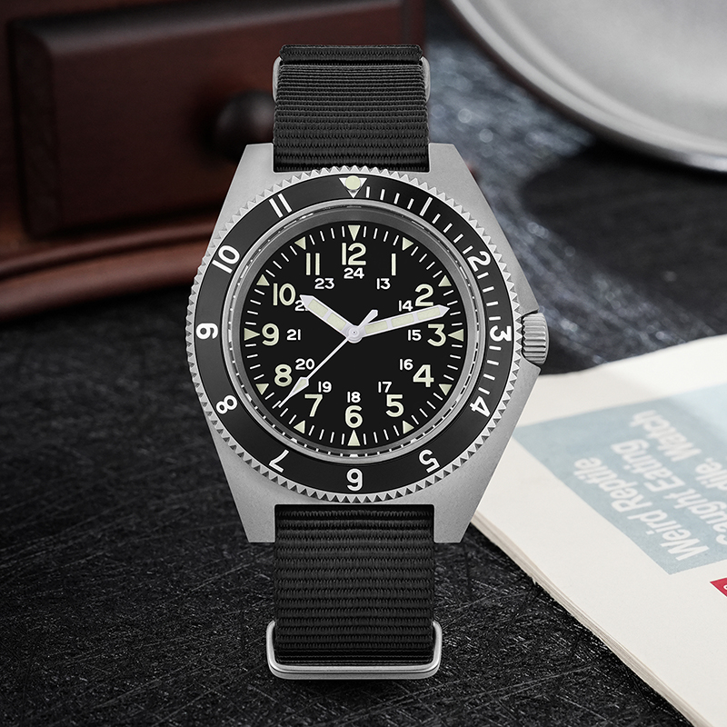 นาฬิกาควอตซ์ Watchdives รุ่น W - Mens Fashion Watch บทวิจารณ์และราคา